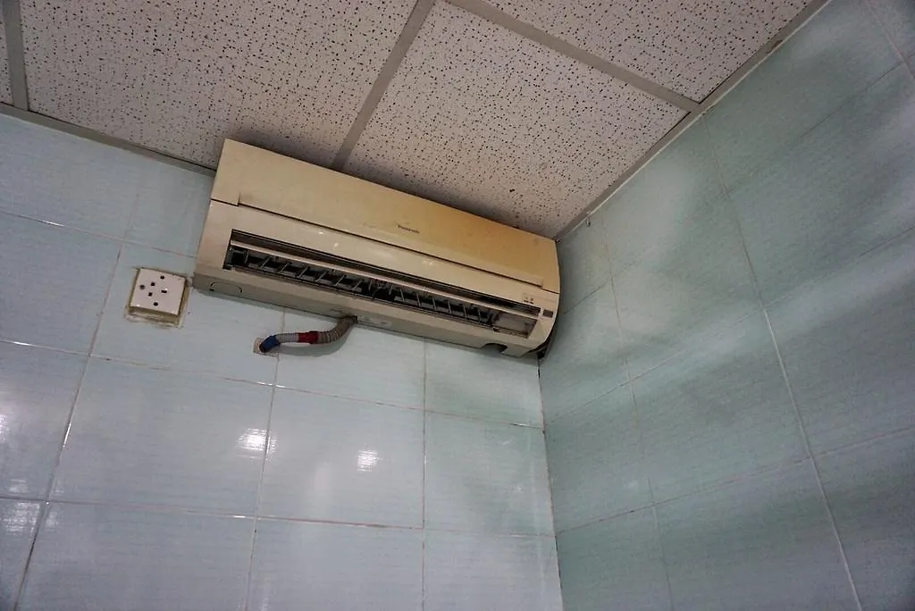 Loi Loi Guest House Hong Kong