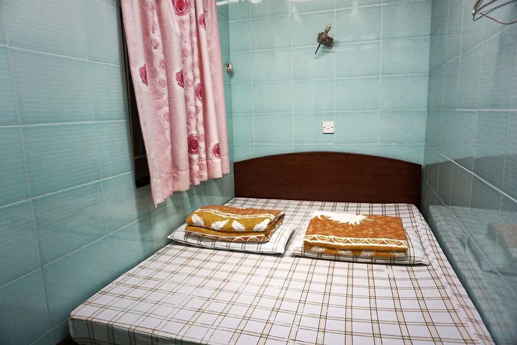 Loi Loi Guest House Hong Kong