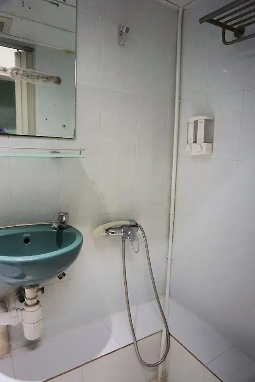 Loi Loi Guest House Hong Kong China