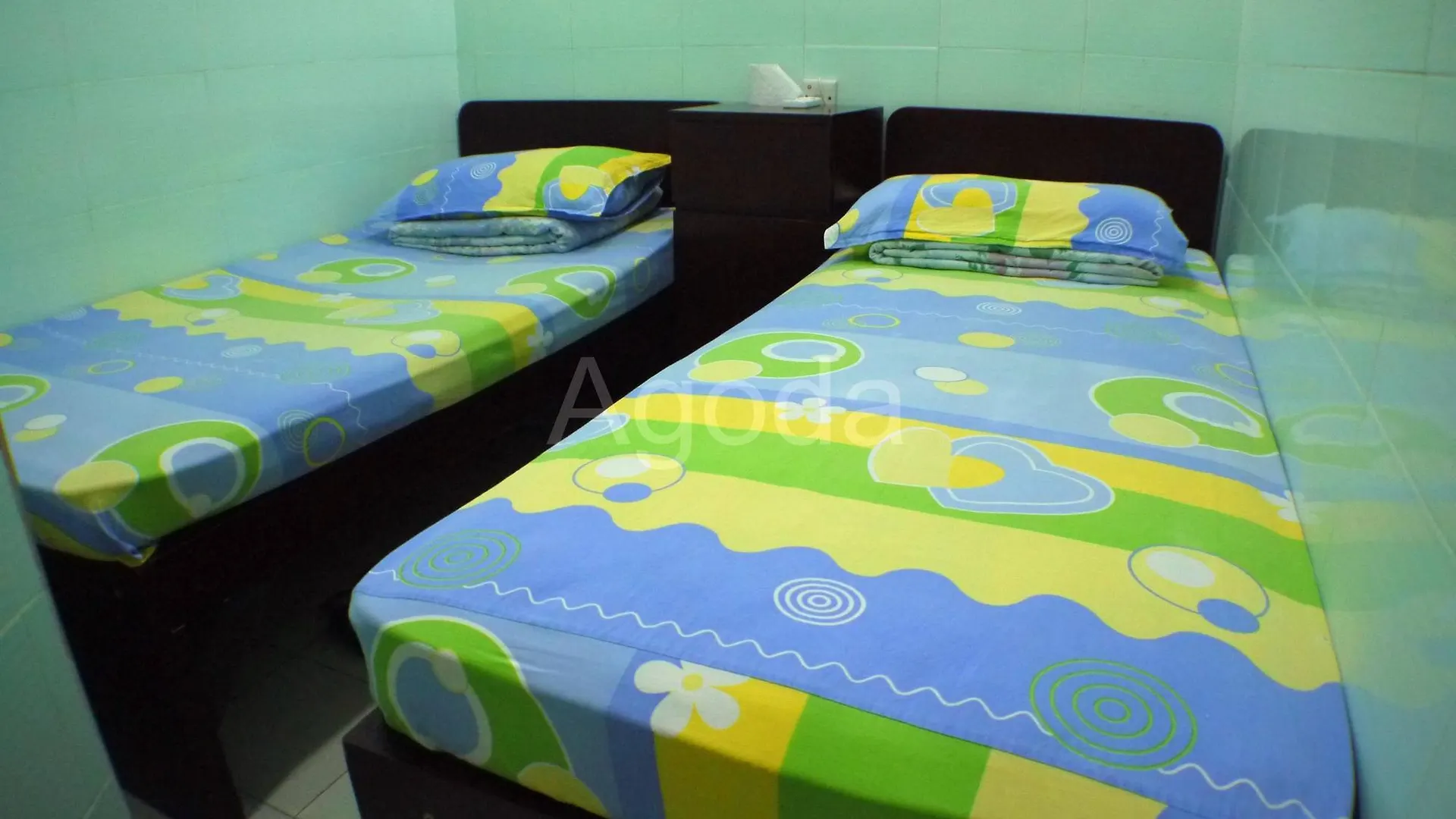 Loi Loi Guest House Hong Kong China